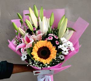 Lily Sunflower Bouquet