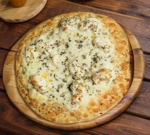 Garlic Butter Paneer Pizza