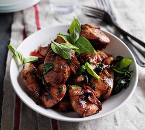 Chicken holy basil chilli