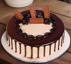 Kitkat special cake [full] with big candle