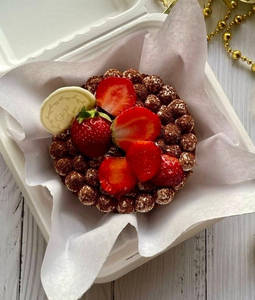 Tiramisu Strawberry Bento Cake