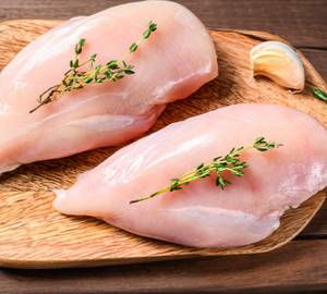 Fresh chicken breast boneless