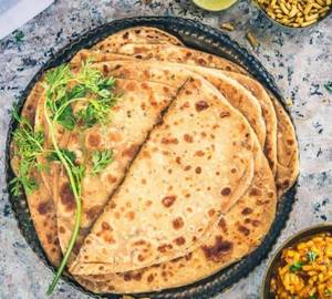 Namak Ajwain Paratha(2 Pcs)