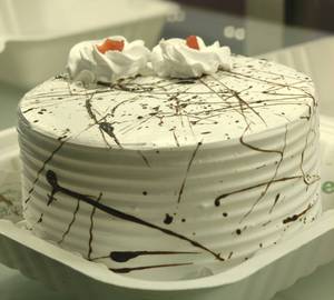 Choco Vanilla Cake [Eggless 250Grm]