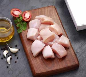 Broiler - Breast Boneless - Meduim Cut