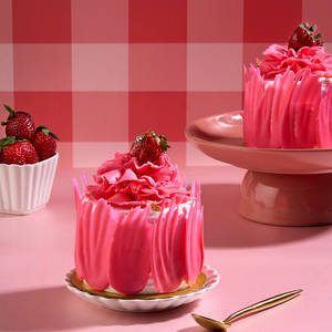 Mini Strawberry Cake