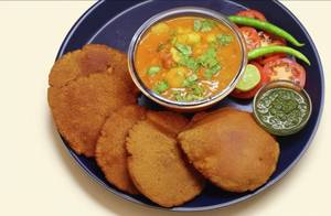 Aalu Sabji with Kuttu Puri 4