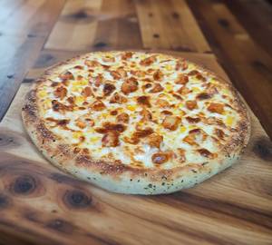 Loaded chicken pizza