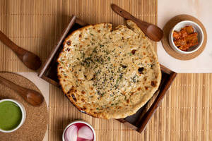 2  Aloo Paratha Tandoori With Chole