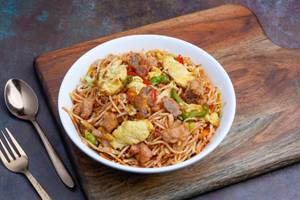 Chicken Chilly Garlic Noodles