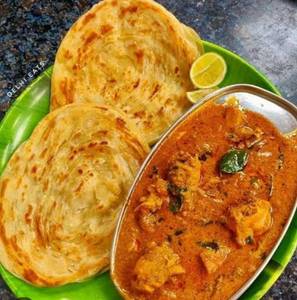 Parotta2 + Chicken Sukka