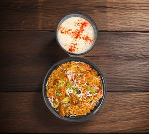 Chicken Hyderabadi Biryani with raita