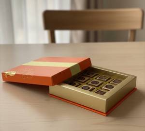 Handcrafted Assorted Chocolate Box [9 Pieces] Premium Box