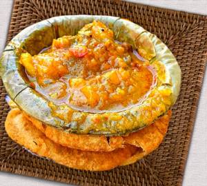 Varanasi Poori Sabzi (4Pcs)