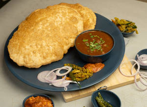 Punjabi Chole Bhature [Jain]