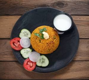 Special Masala Khichdi And Dahi [250 G]