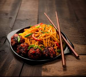 Schezwan manchurian noodles