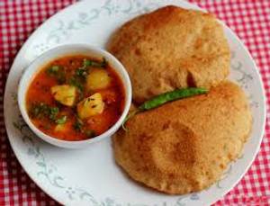 Bedai (5 Pc) With Aloo Sabji (500 Ml)