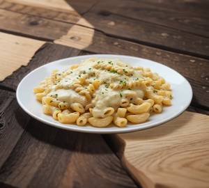 Macaroni creamy pasta