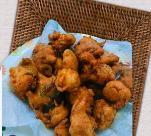 Onion Pakoda(12 Pieces)