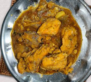 Desi style chicken curry boneless (4 piece)