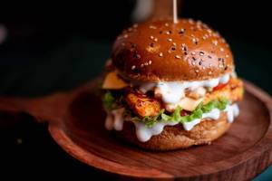Coleslaw Cottage Burger