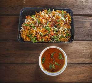 Urban Pind Special Mix Veg Paneer Mushroom Biryani Served With Gravy+ (rasbhari Jamun Rasgulla Box)
