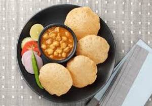 Poori With Curry