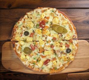 18 paneer over loded pizza