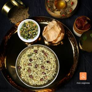Plain Pulihora 450 Ml + Veg 250 Ml + Fryums + Pickle