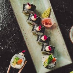 Asparagus Jalapino Maki (8 Pcs)