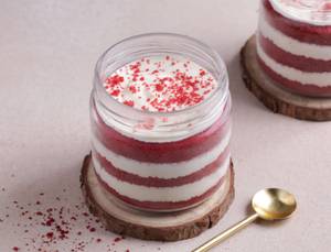 Red Velvet Jar Cake