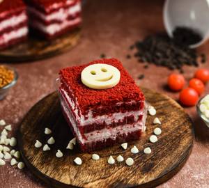 Creamy Red Velvet Pastry (Eggless)