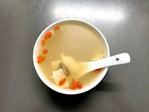 Gouqi Chicken Soup