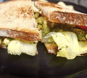 Pesto Chicken Sandwich