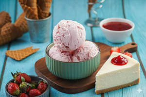 Wimbledon Strawberry Cheesecake Sugar Free Ice Cream