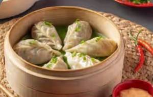 Chicken steamed momos [6 pieces]