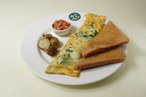 Pesto Besto Chicken Omelette(2 Eggs)