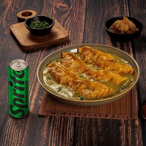 Chicken Momo GreenThai+ Sprite