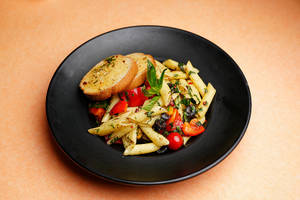 Veg Aglio E Olio Penne