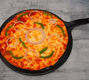 Onion Capsicum Pizza