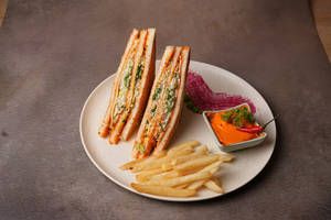 Paneer Cloeslaw Sandwich