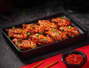 Classic Veggie Pan-tossed Momos