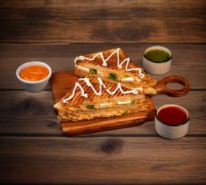Peri Peri Paneer Pizza Sandwich