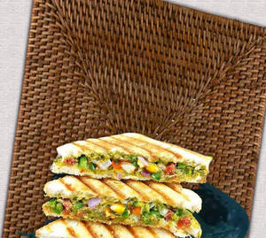 Chicken club sandwich