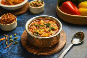 Matar Paneer