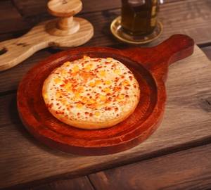Cheese & Tomato Pizza