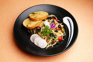 Chicken Spaghetti Aglio E Olio