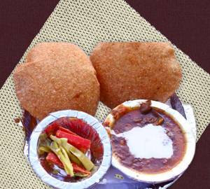 4 Daal Kachori With Sabji