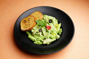 Chicken Creamy Basil Pesto Penne
